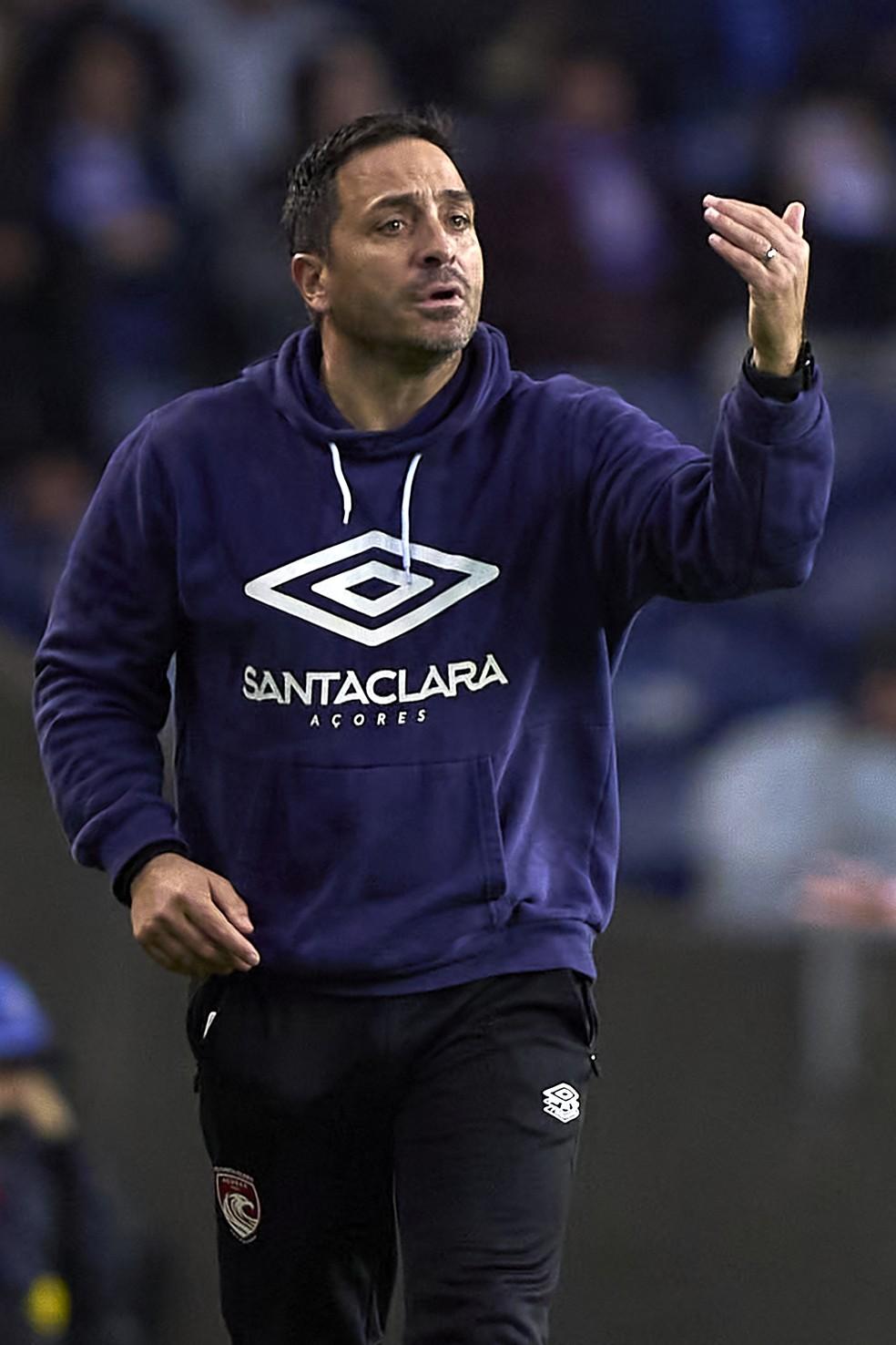 Vasco Matos nos tempos de Santa Clara — Foto: Jose Manuel Alvarez Rey/JAR Sport Images/NurPhoto via Getty Images)