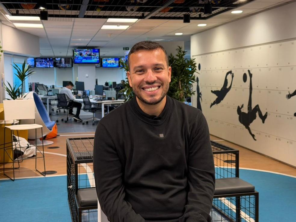 Alessandro Brito, ex-diretor de gestão esportiva do Botafogo — Foto: Letícia Marques / ge