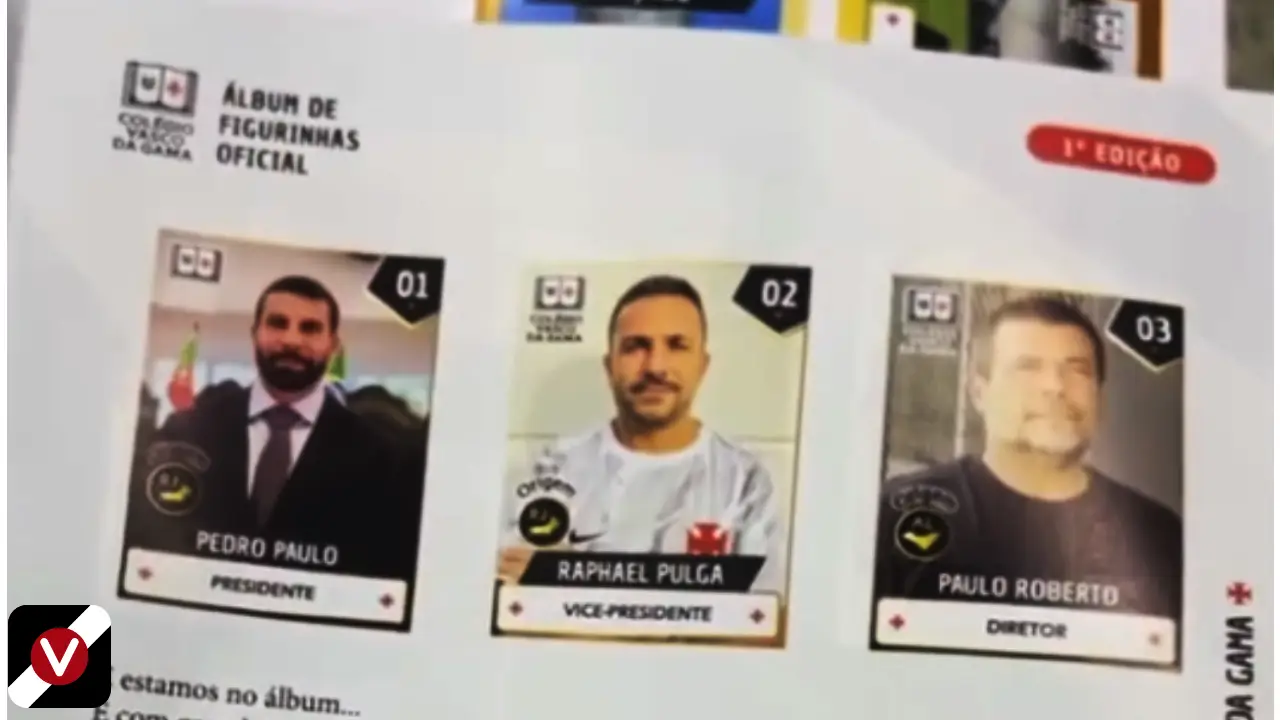 Junto a Pedrinho, VP exonerado Raphael Travassos aparece em álbum de figurinhas do Colégio Vasco da Gama