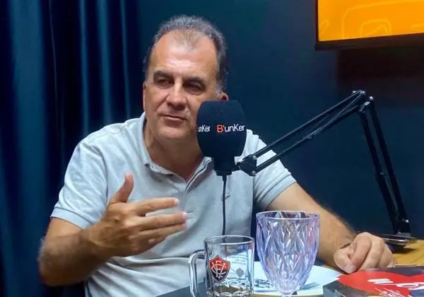 Presidente do Vitória: 'Só se o Jair for maluco para sair do Vitória para o Vasco'