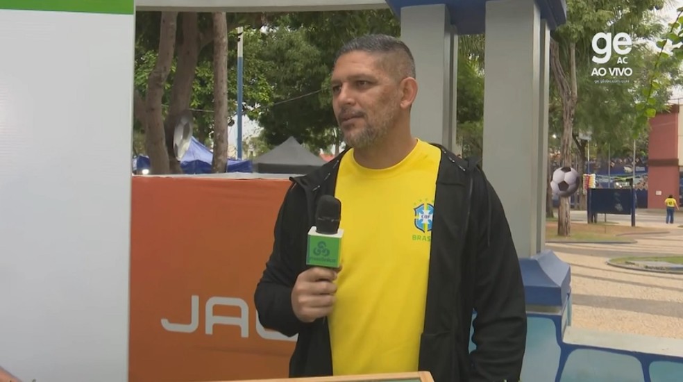 Geovani Monteiro relembra passagem pelo Vasco e convivência com Bebeto, Jorginho e Romário