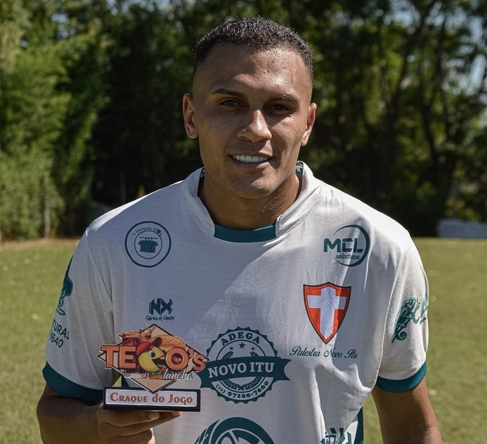Time de várzea é eliminado por escalar o ex-vascaíno Léo Jabá, que está suspenso por doping