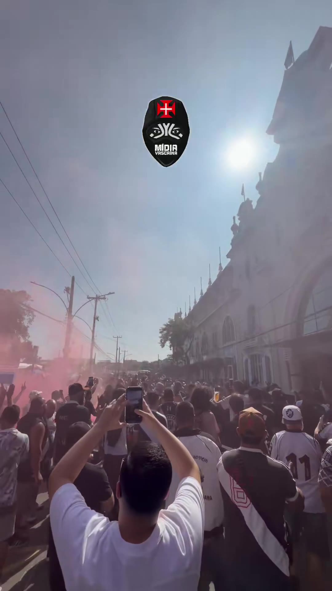 Veja mais vídeos do protesto de torcedores em São Januário